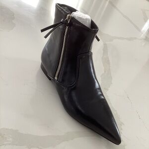 Women's Black Pointed Toe Ankle Boot with Side Zip